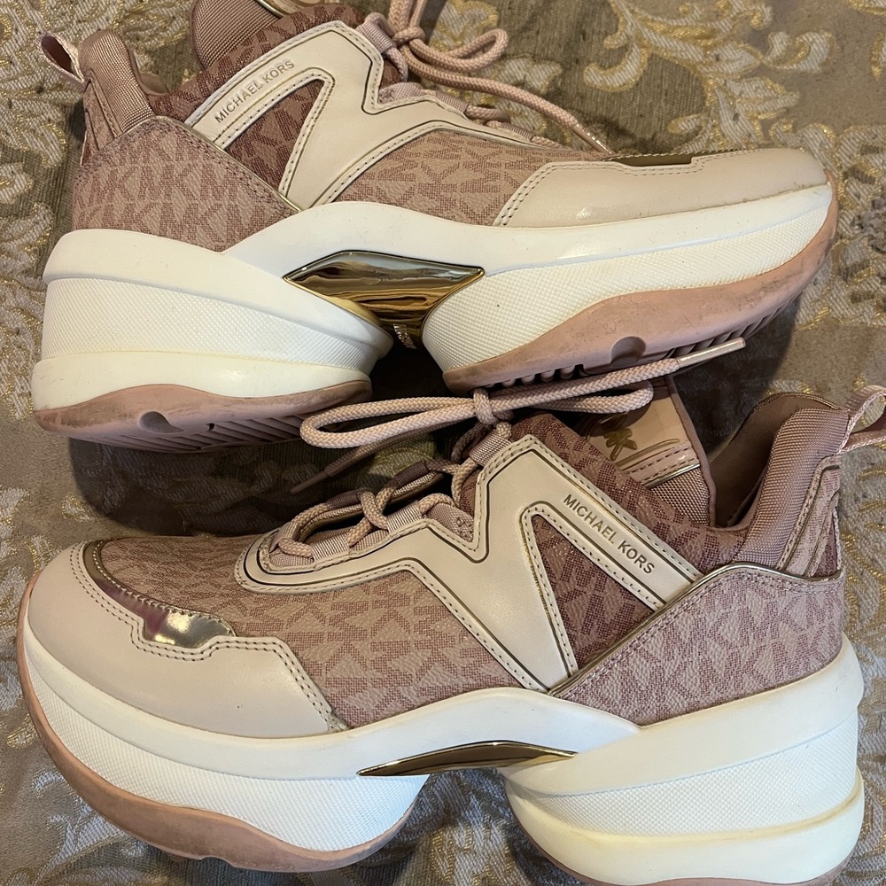 Michael Kors platform sneakers orig. price $275.00 - Picture 4 of 6